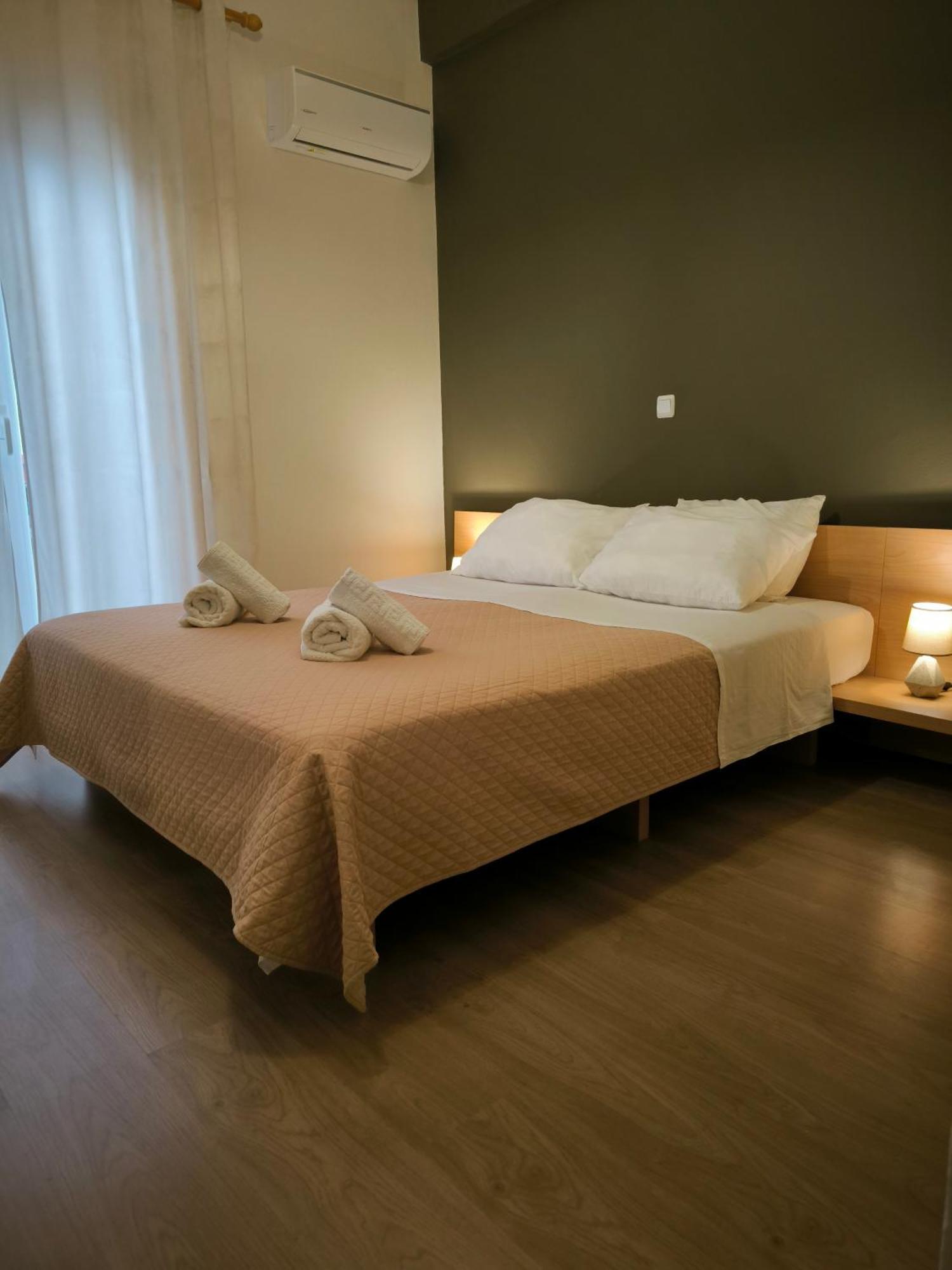 Apartamento Penthouse With An Incredible View 350M From Metro Station! Atenas Exterior foto